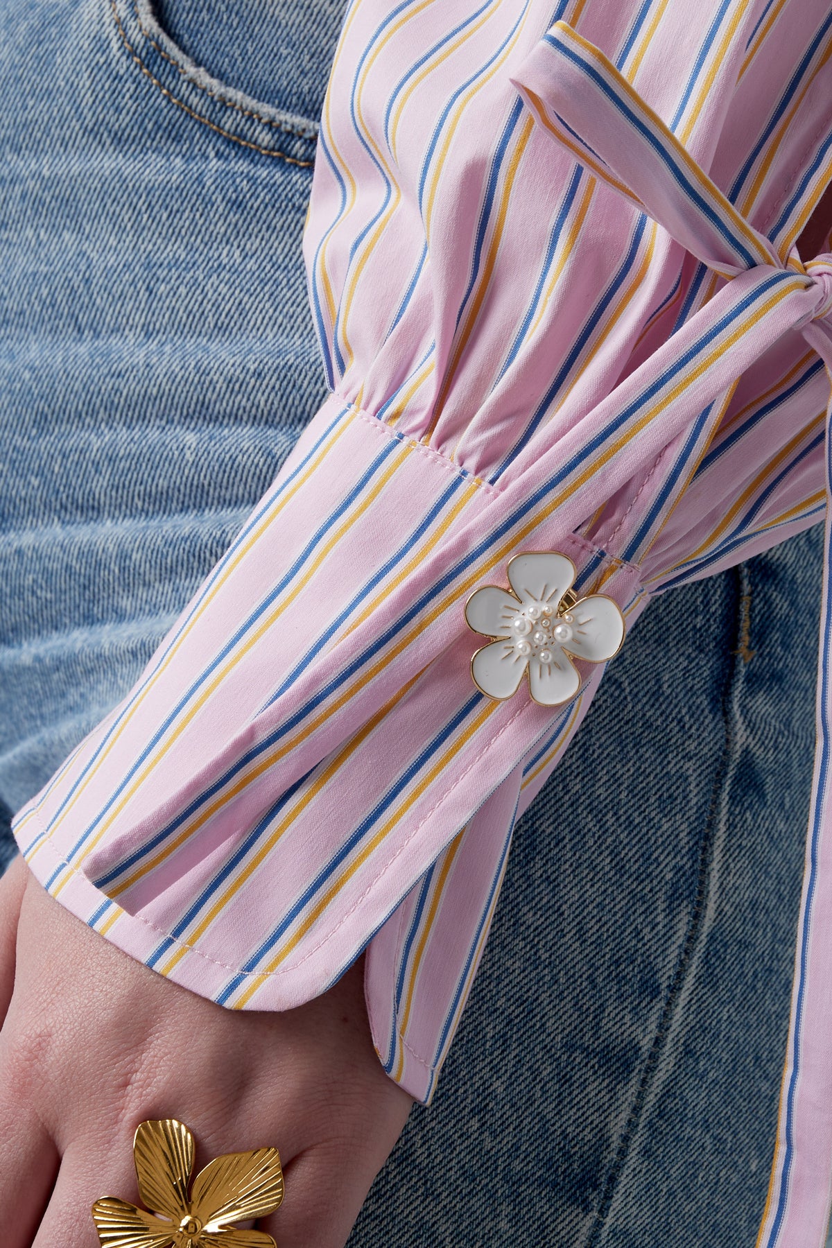 Floral finesse cufflink