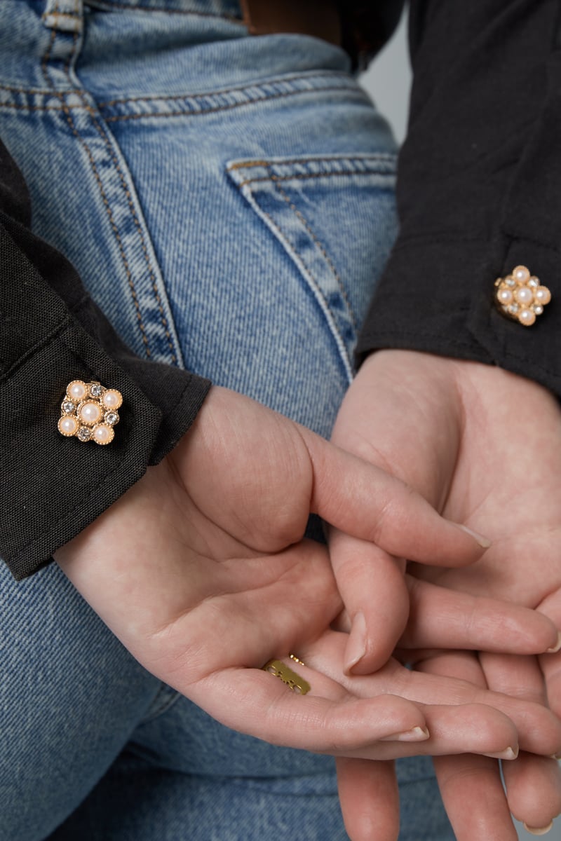 delicate touch cufflinks