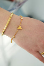 gleaming love bracelet