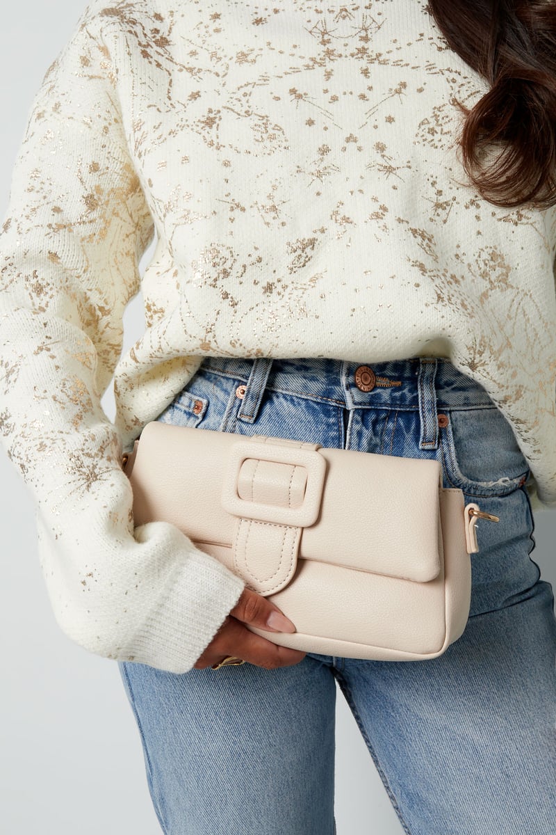 Bag essentials keeper