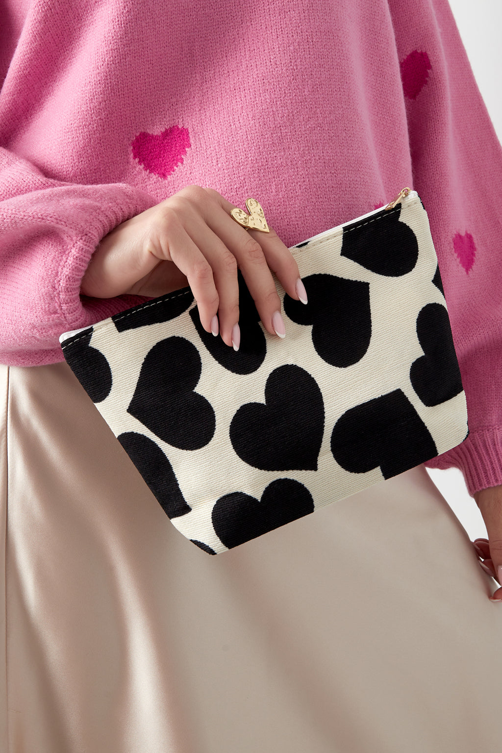 Make-up bag with hearts