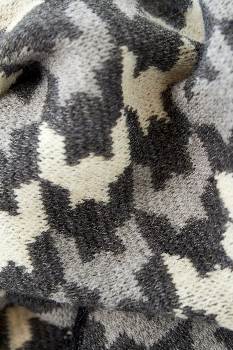 Winter scarf snowy snuggle - multi 