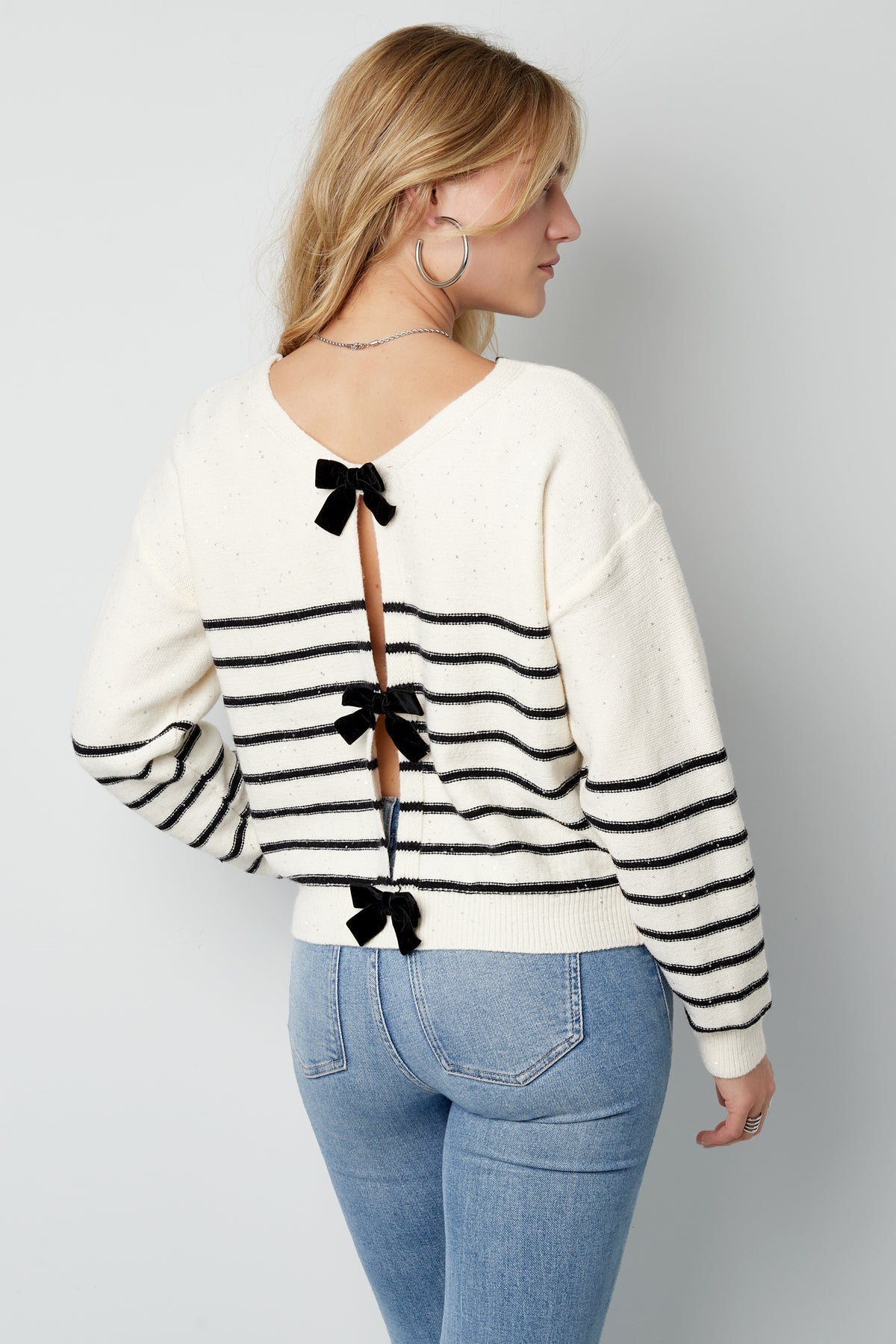 Bow Delight cardigan