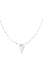 ball chain with iconic heart large