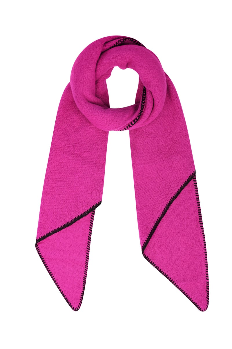 Single-colored winter scarf with black stitching