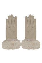 Refined grace gloves