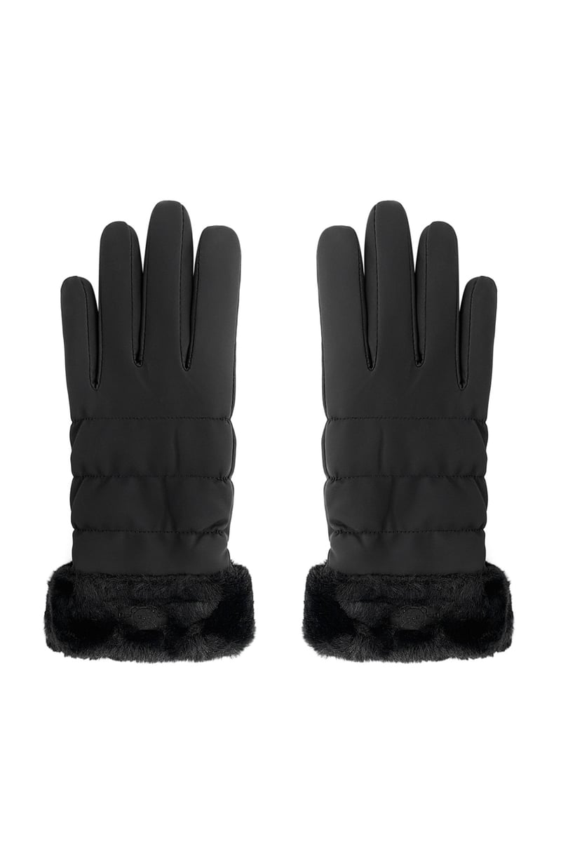 Furry gloves