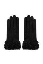 Fuzzy gloves