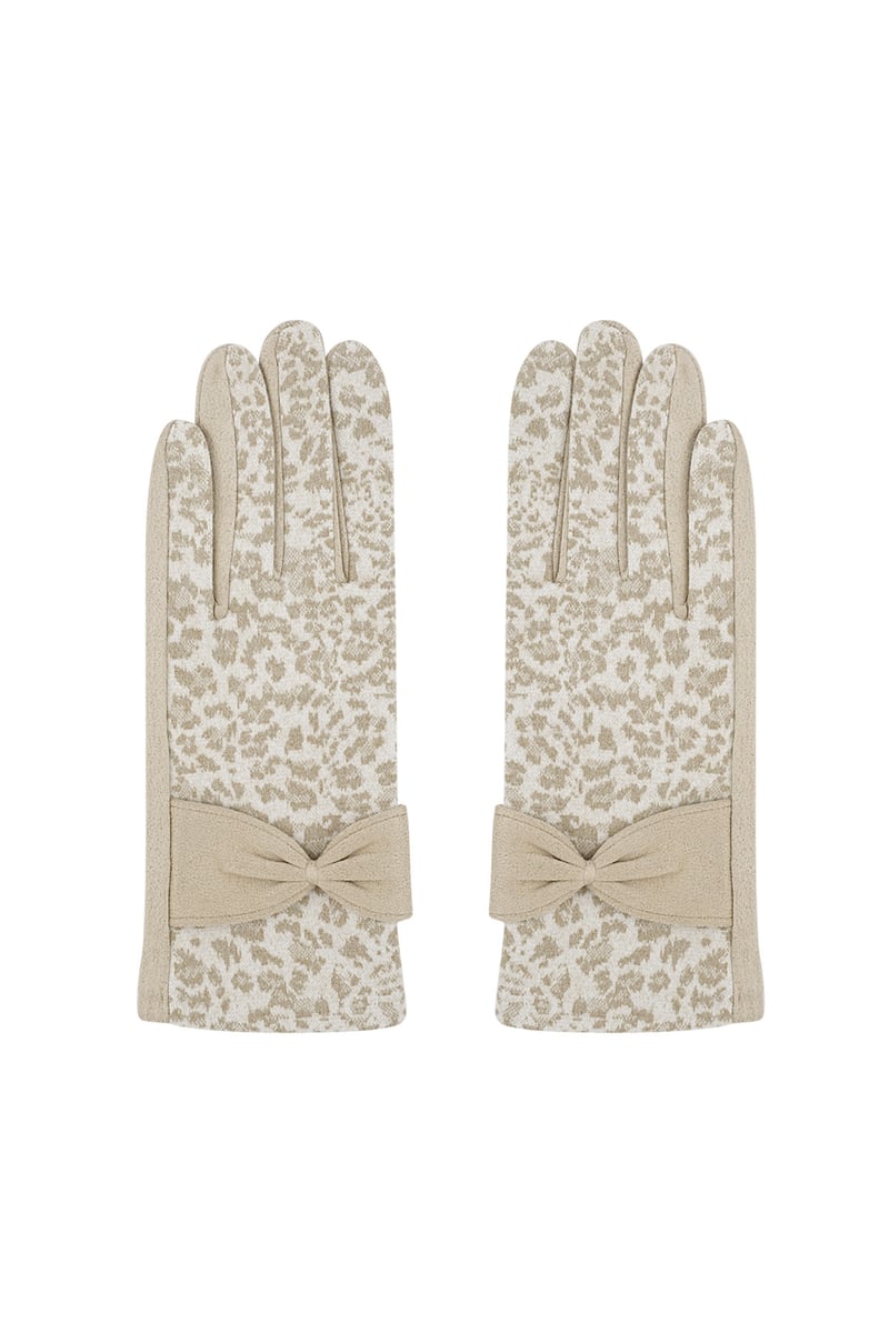 Leopard chic gloves