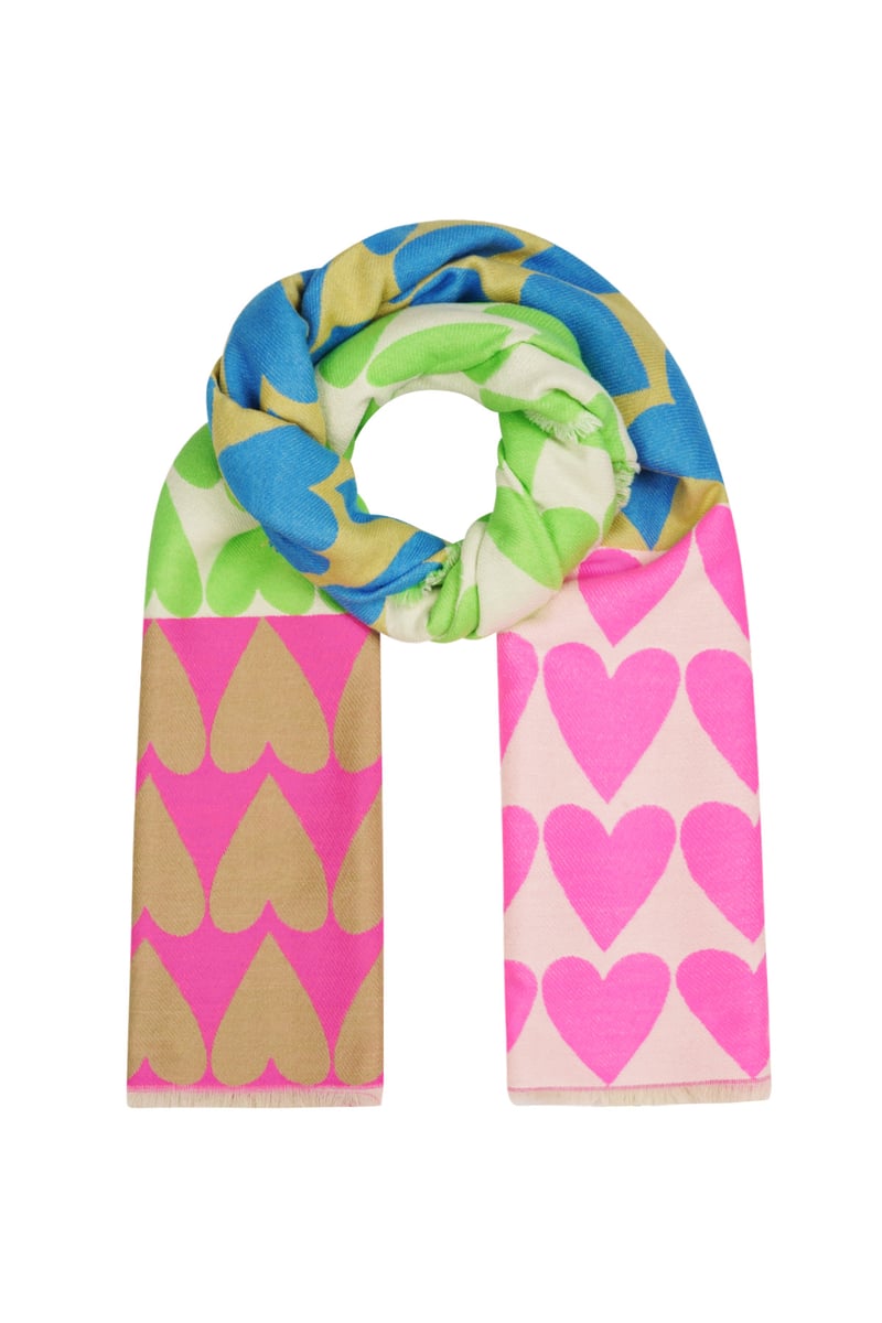 Scarf pop of heart