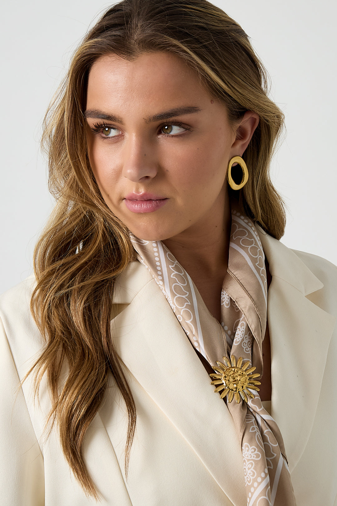 Stainless Steel Brooches Flower Casual Daily Simple Series Women's jewelry