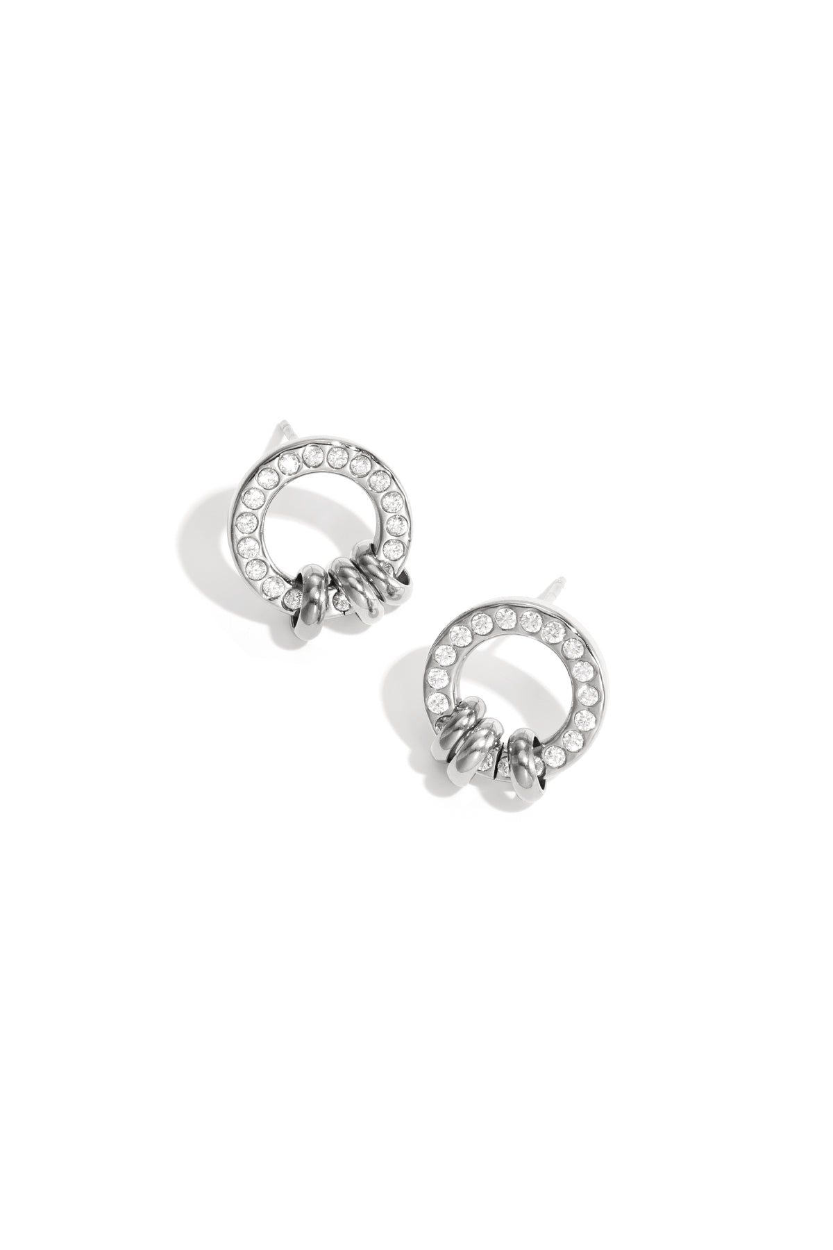 Stud earrings with elegant rings