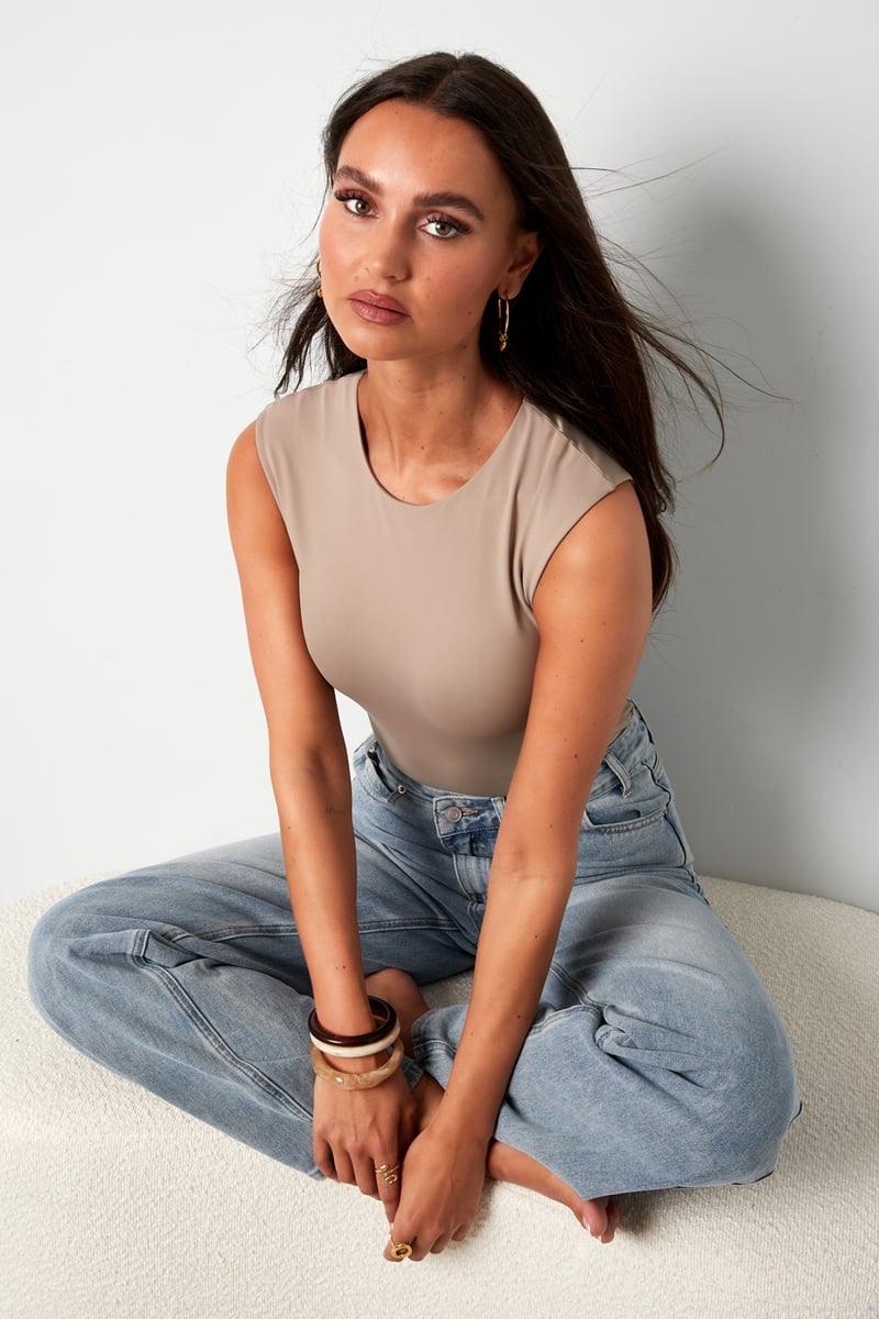 Shapewear sleeveless body basic